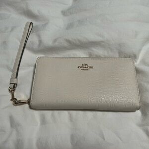Coach - Chalk White Wristlet/ Wallet